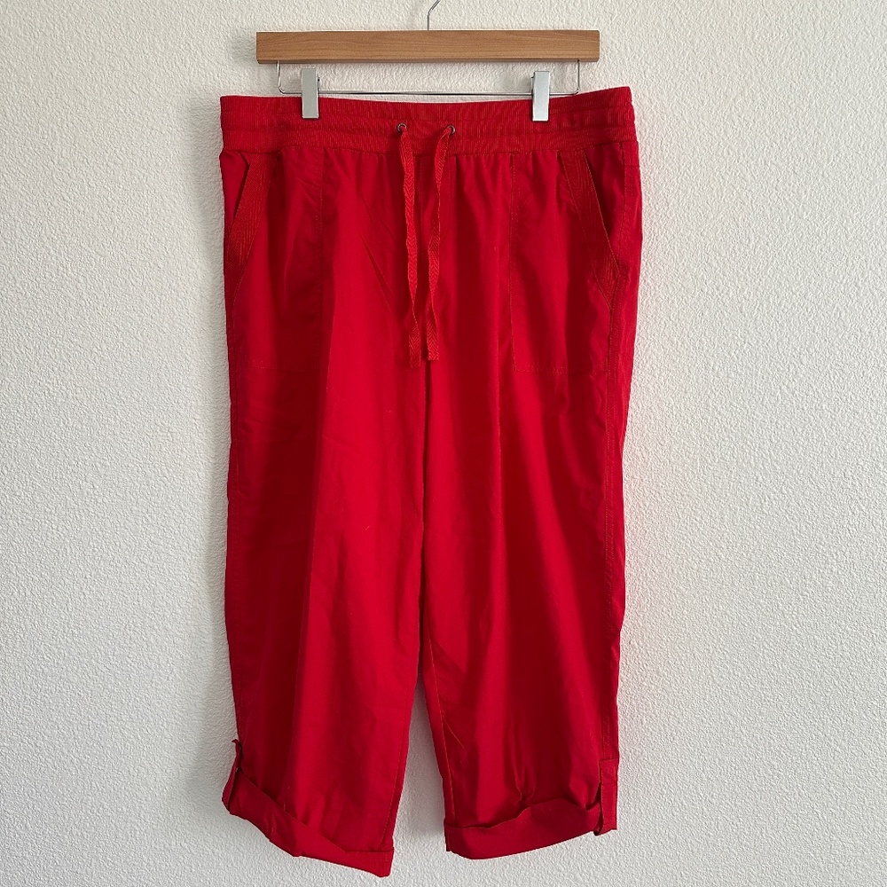 Emily Daniels Women's Drawstring Capri Pants Large Red